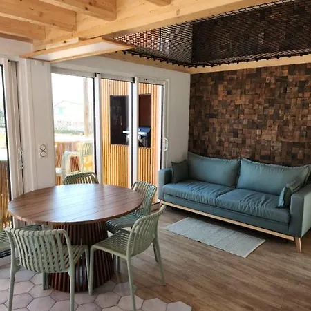 Linoli Vue Chalet Gruissan
